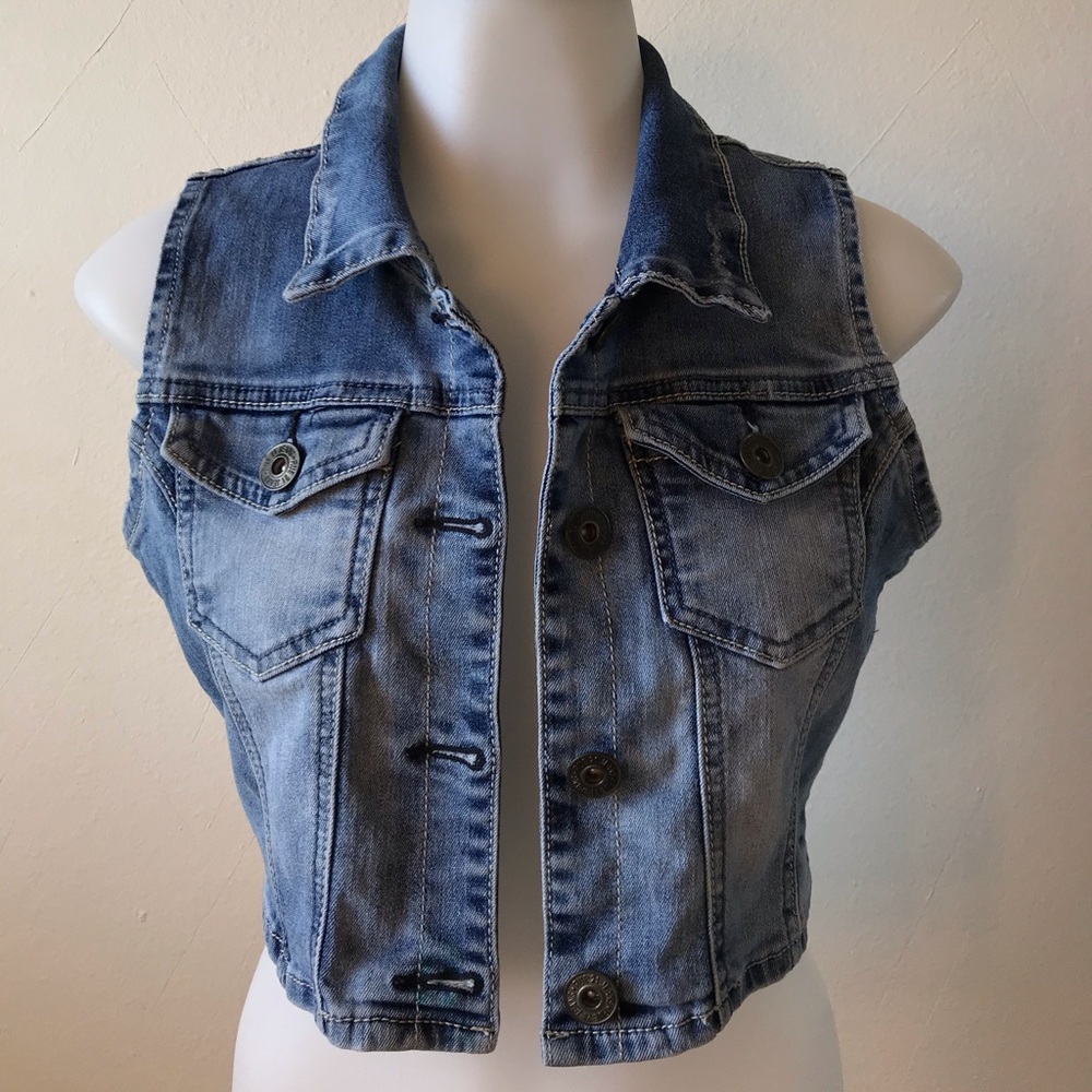 Rue21 | Women’s Medium Wash Jean Vest